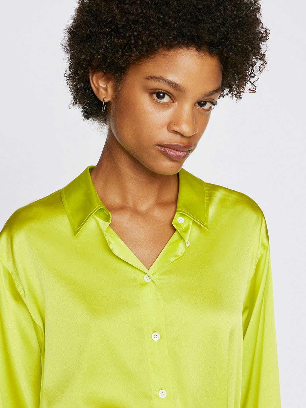 shirt front view alt:fit1